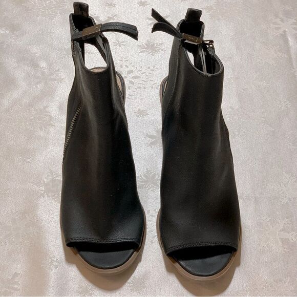 Circus by Sam Edelman Boots Black Pebbled Leather Peep Toe Block Wood Heel Sz 8 - Picture 5 of 10